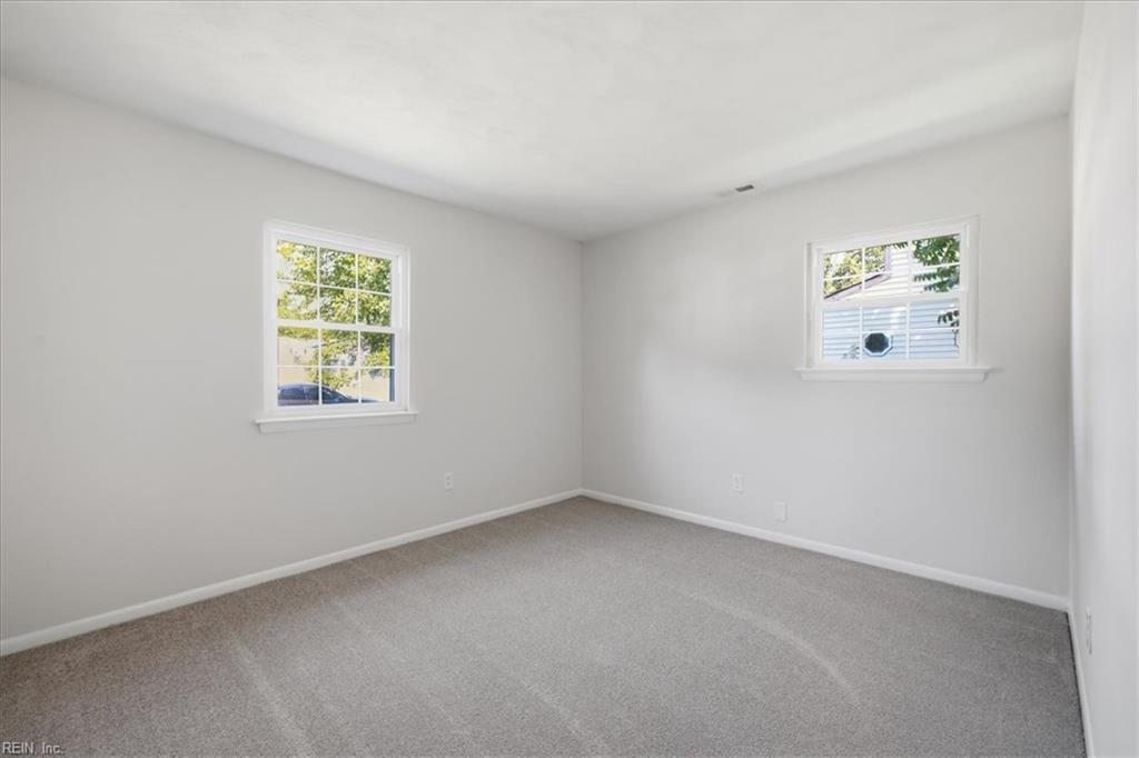1121 Sir Gawaine Dr Property Photo 30
