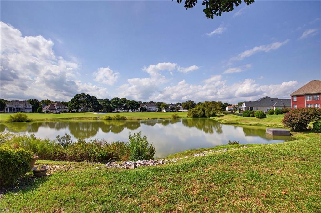 1025 Legends Way Property Photo 19
