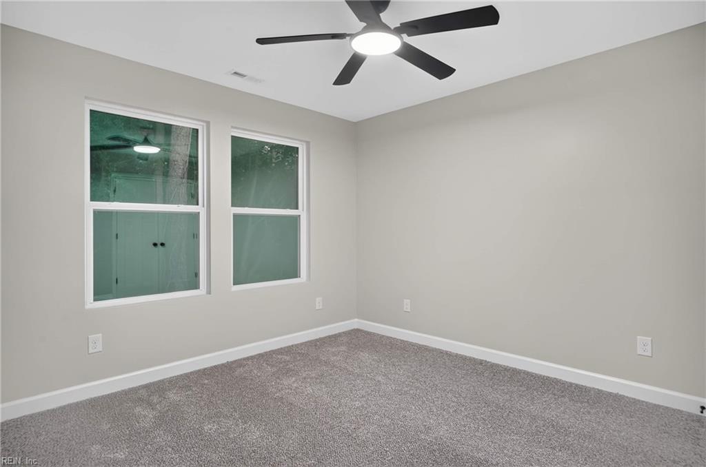 1621 Colonial Ave Property Photo 21