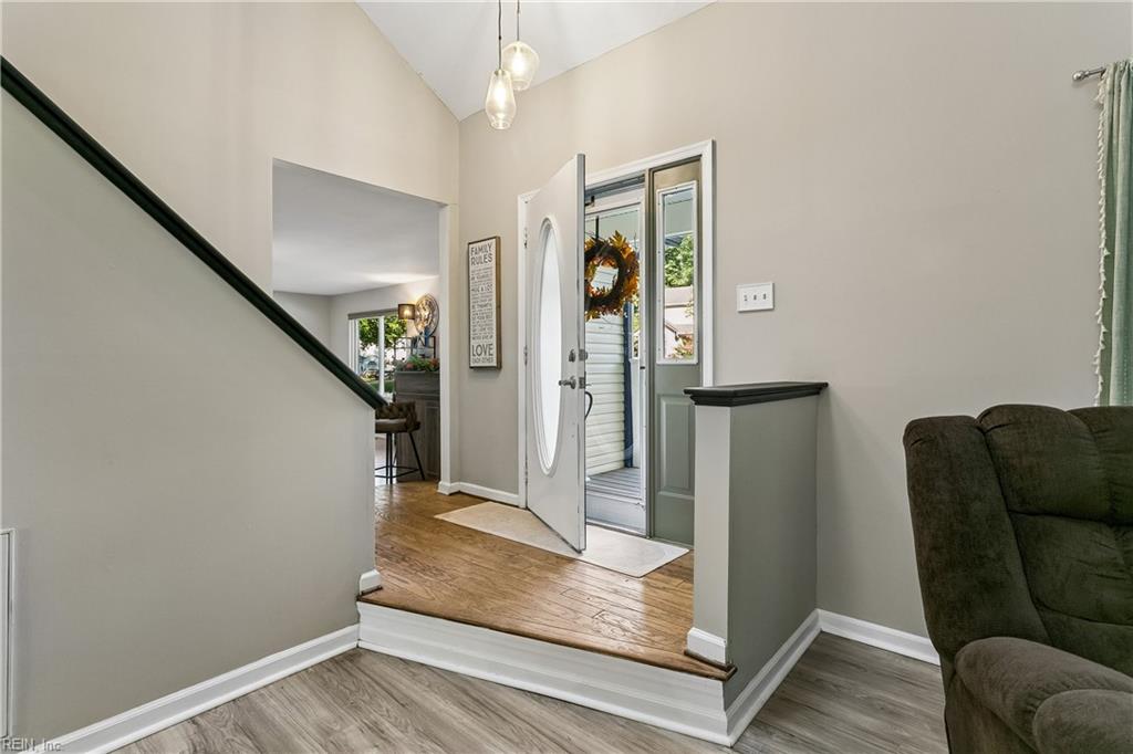 106 Copperfield Property Photo 5