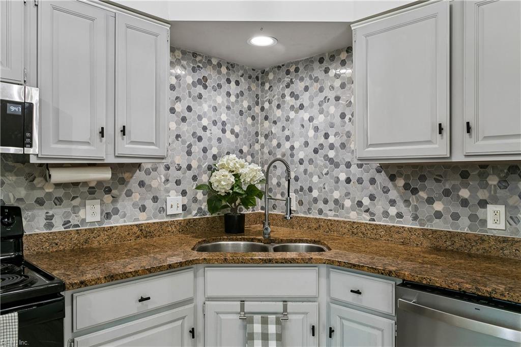 106 Copperfield Property Photo 20