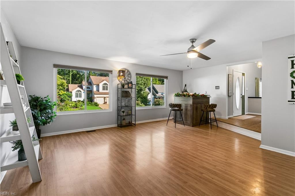 106 Copperfield Property Photo 24