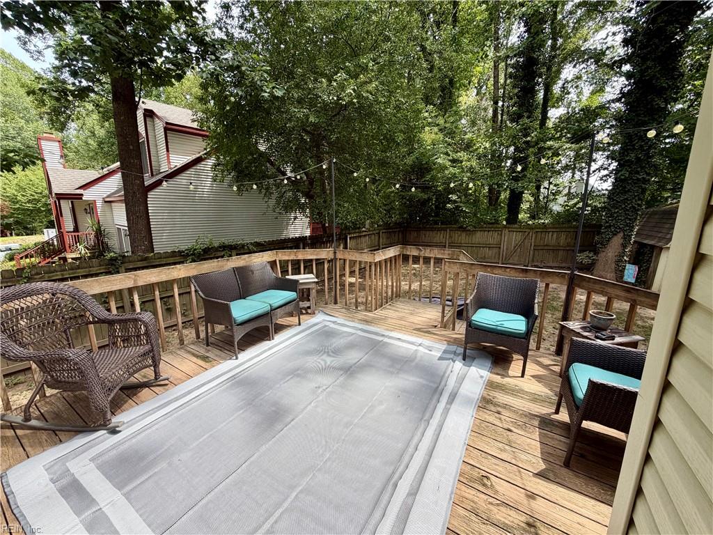 106 Copperfield Property Photo 39