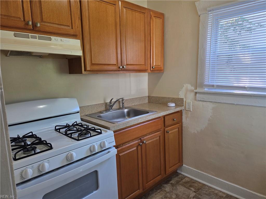 3315 Clark Cir Property Photo 4