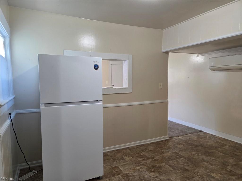 3315 Clark Cir Property Photo 6