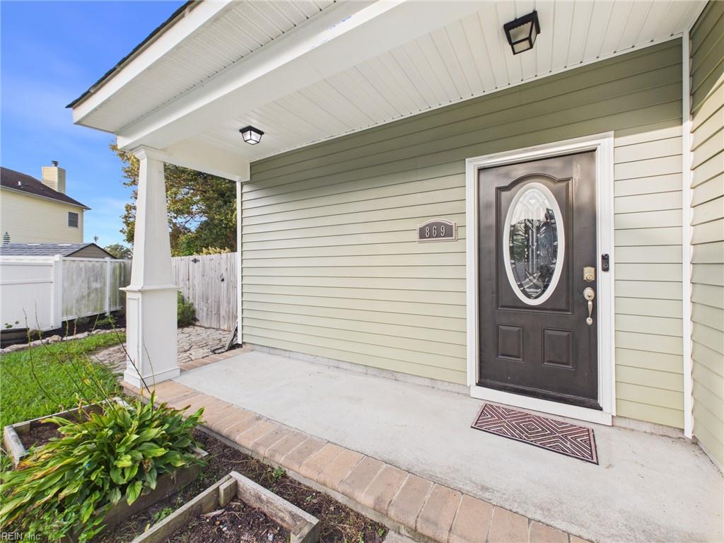 869 Shurney Ln Property Photo 6