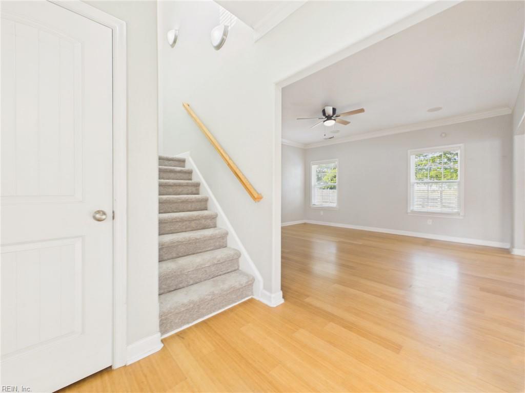 869 Shurney Ln Property Photo 7