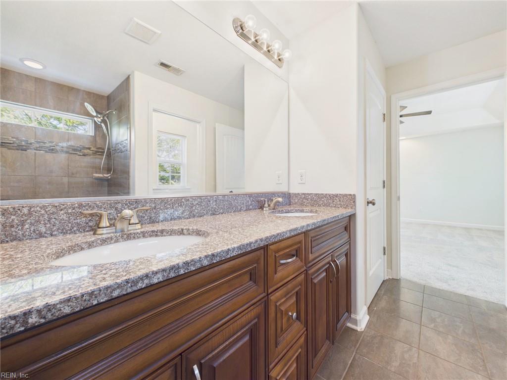 869 Shurney Ln Property Photo 28
