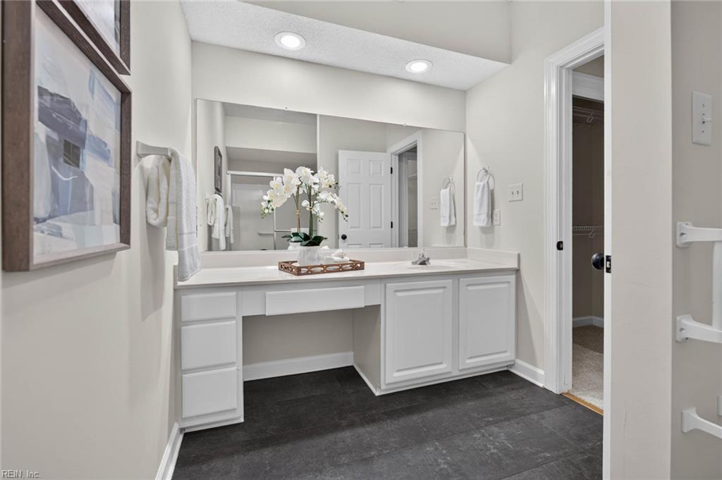 2102 Portofino Ct Property Photo 24