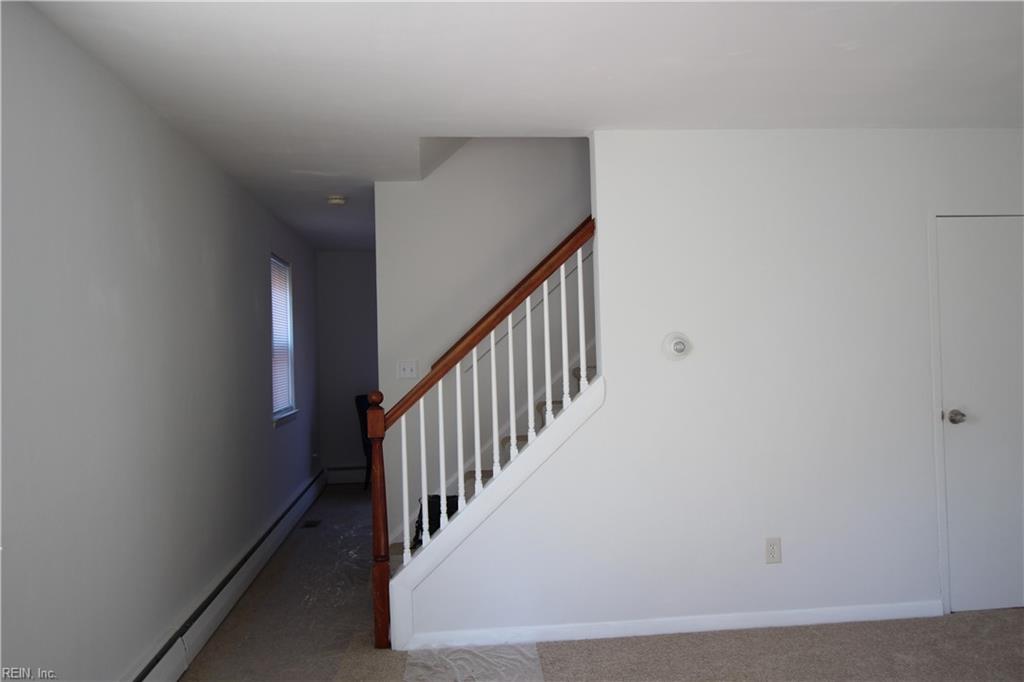 1111 Redgate Ave Property Photo 3