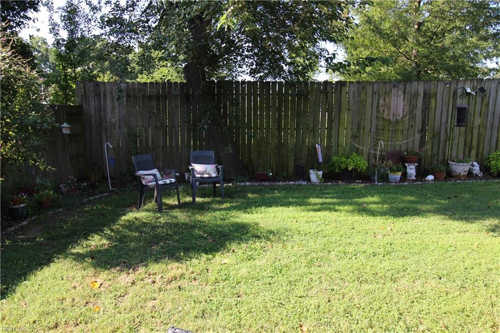 1111 Redgate Ave Property Photo 17