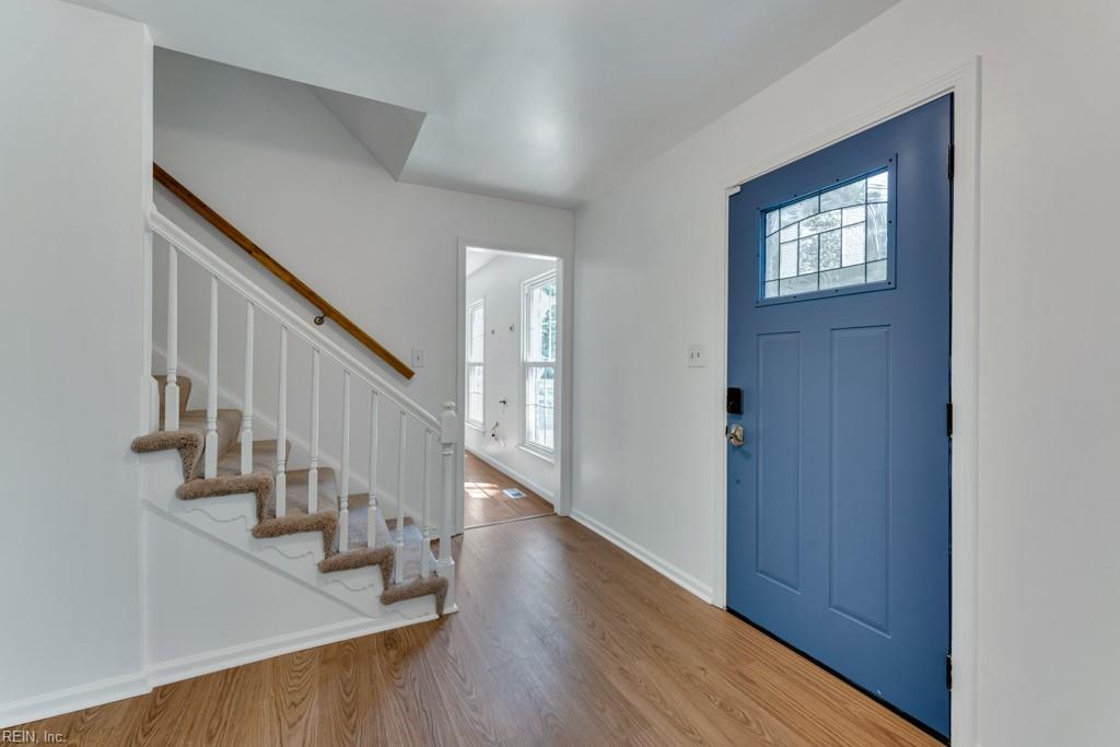 5305 Doon St Property Photo 3