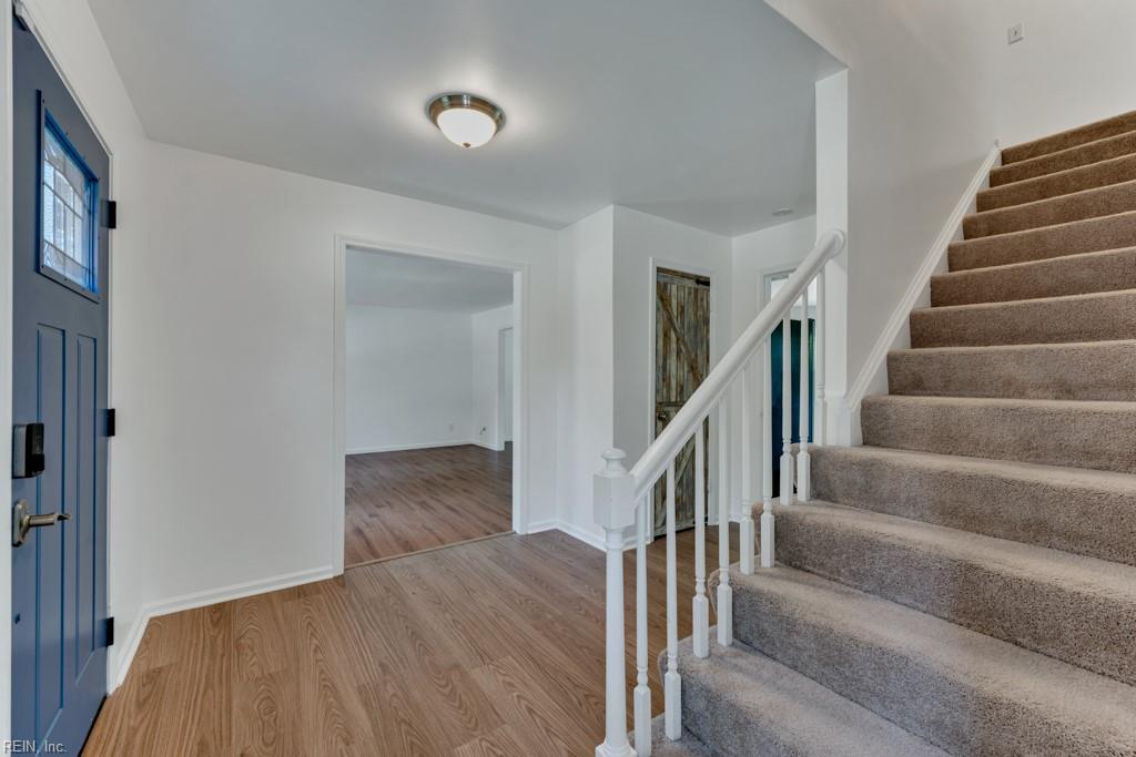 5305 Doon St Property Photo 4