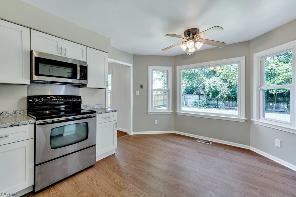 5305 Doon St Property Photo 9