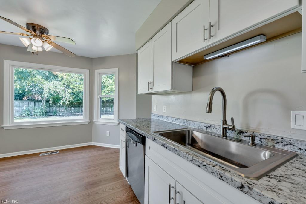 5305 Doon St Property Photo 10