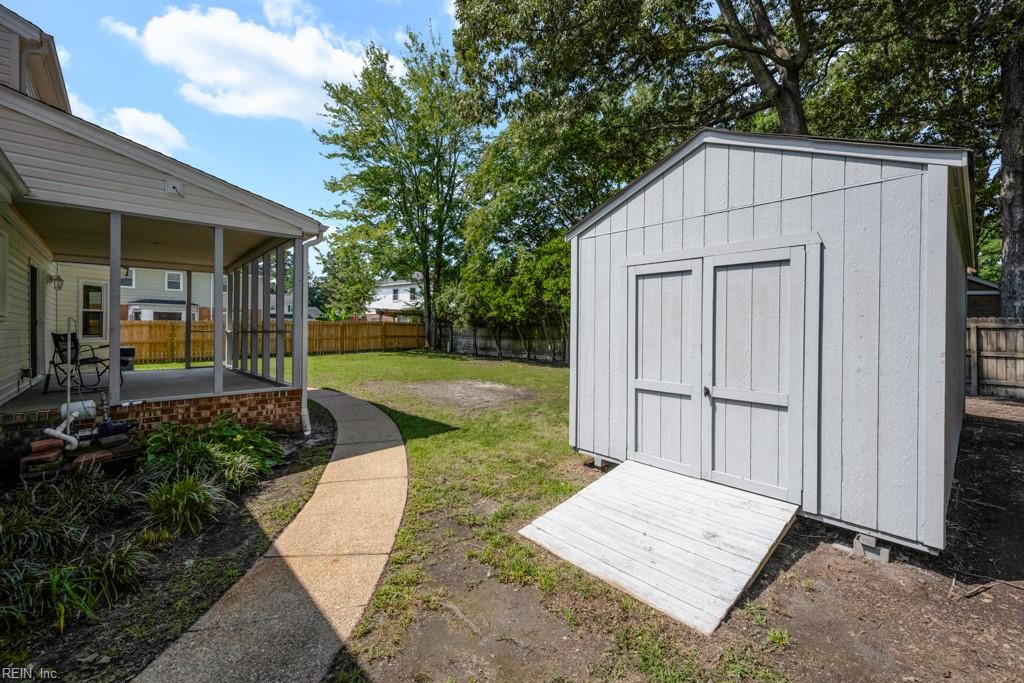 5305 Doon St Property Photo 42