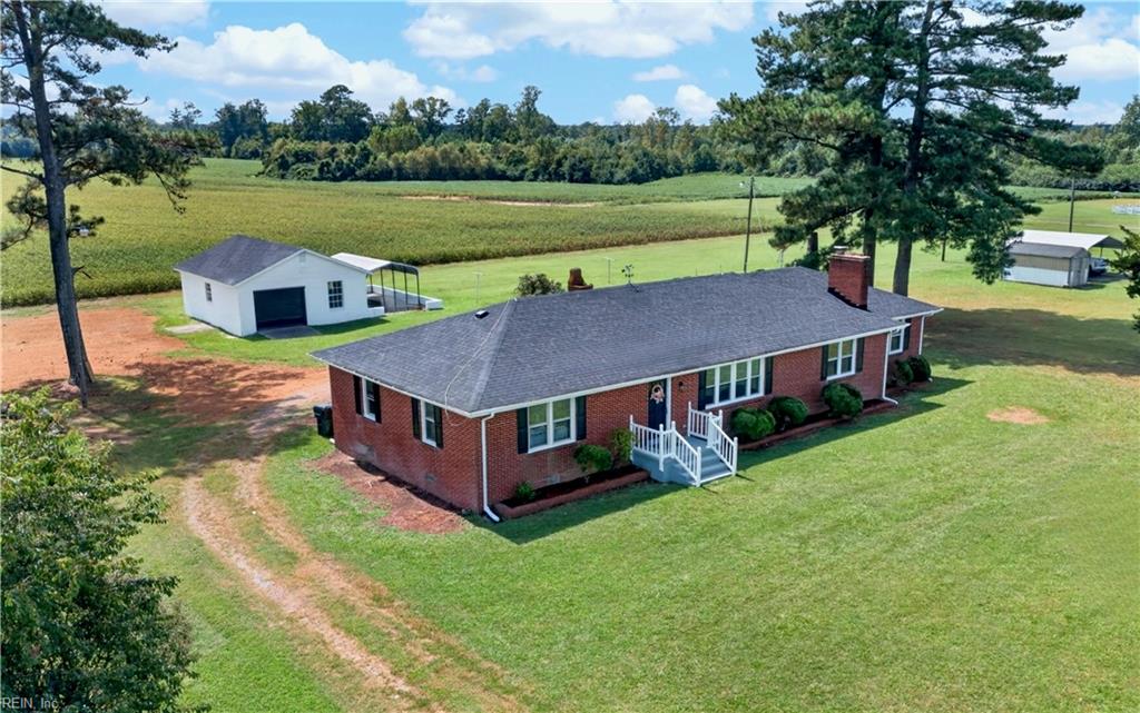 8469 Gates Rd Property Photo 3