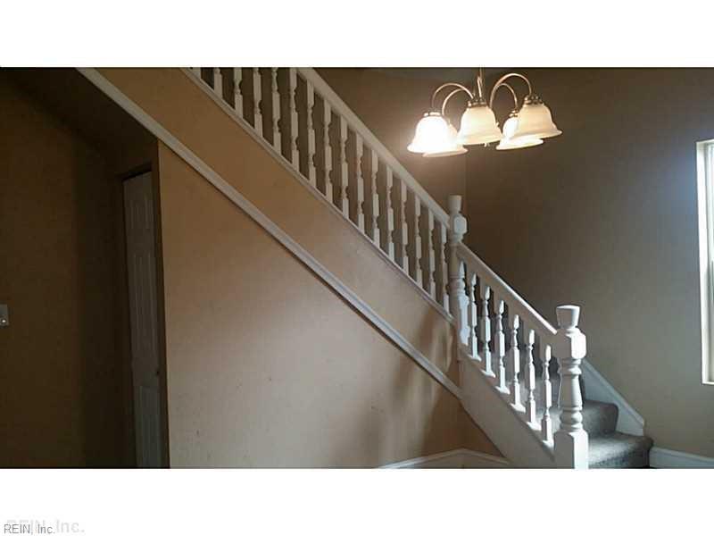 3214 Bapaume Ave Property Photo 9