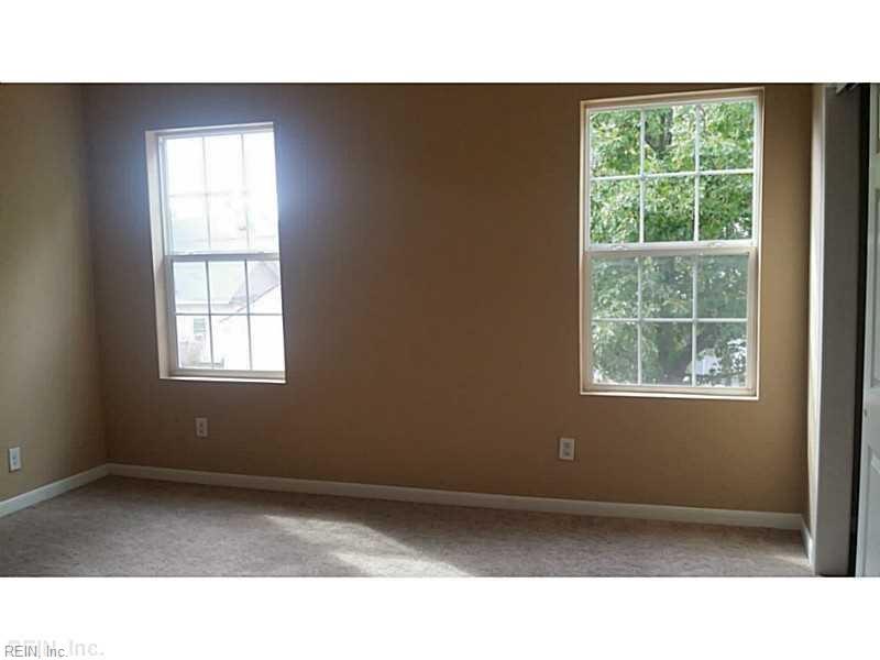 3214 Bapaume Ave Property Photo 14