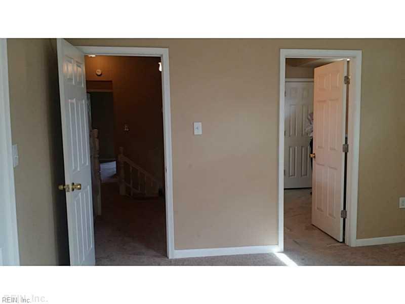 3214 Bapaume Ave Property Photo 19