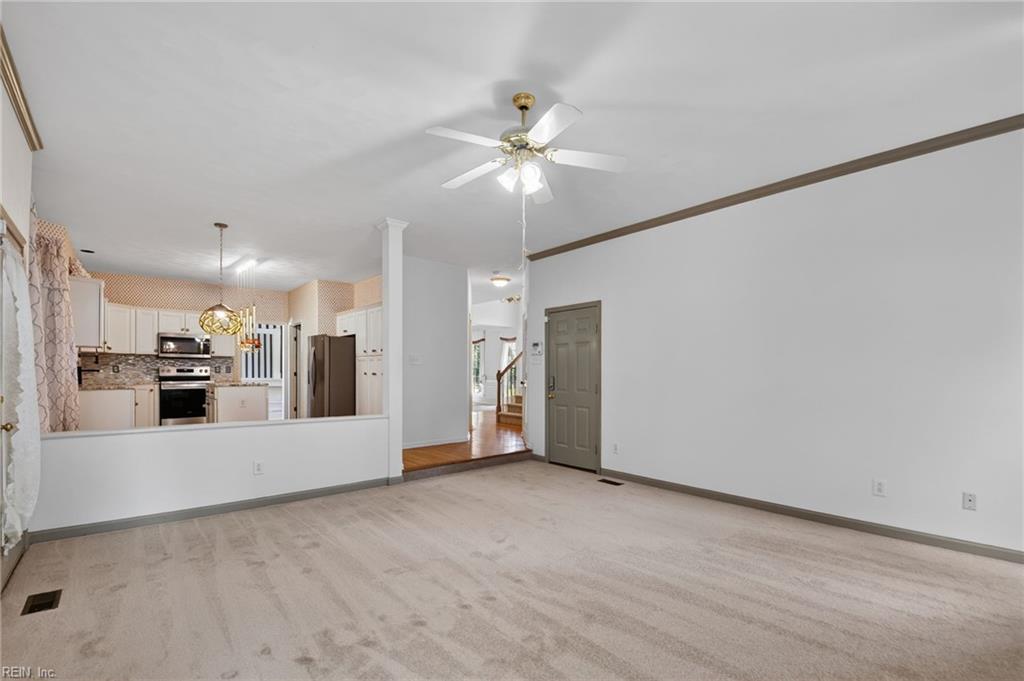 228 Country Club Blvd Property Photo 19