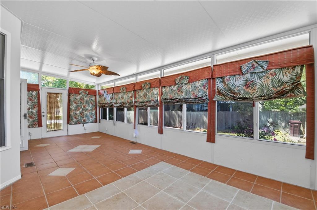 228 Country Club Blvd Property Photo 22