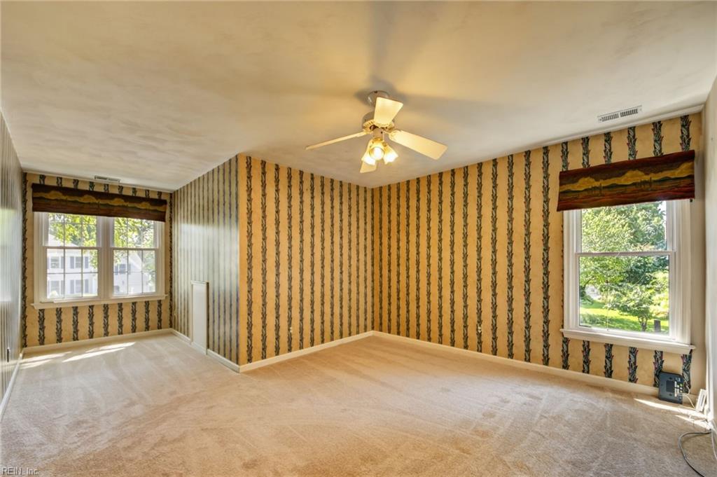 228 Country Club Blvd Property Photo 33
