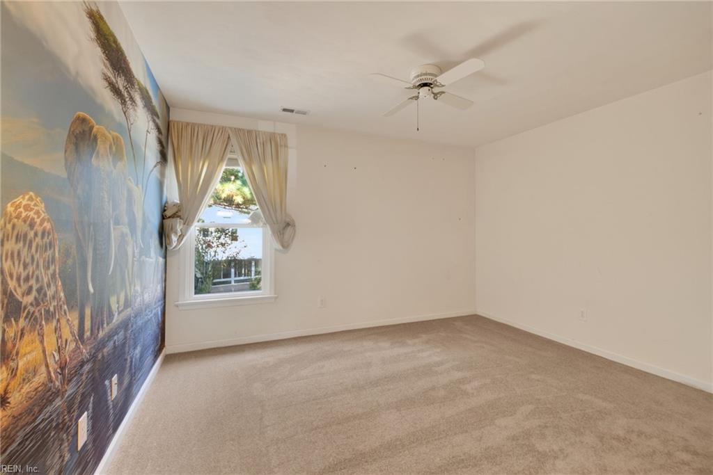 228 Country Club Blvd Property Photo 37