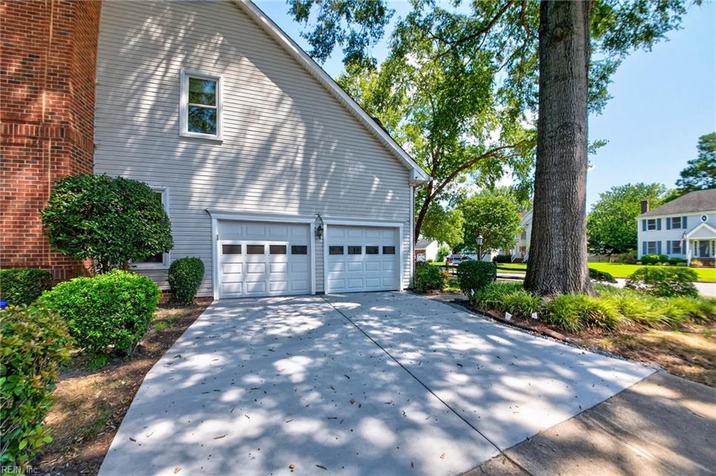228 Country Club Blvd Property Photo 46