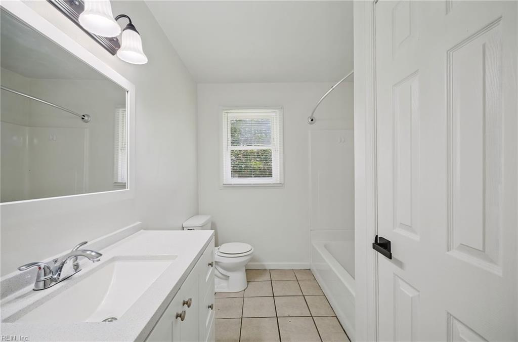 715 Coolidge St Property Photo 11