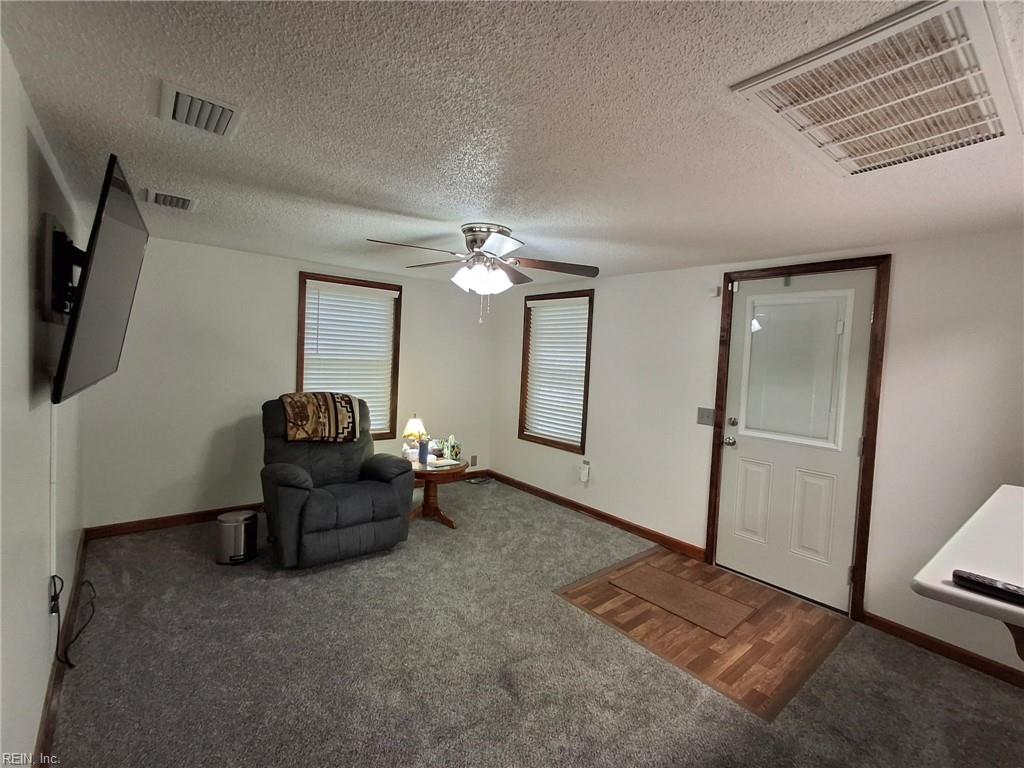 28157 Hemlock St Property Photo 6