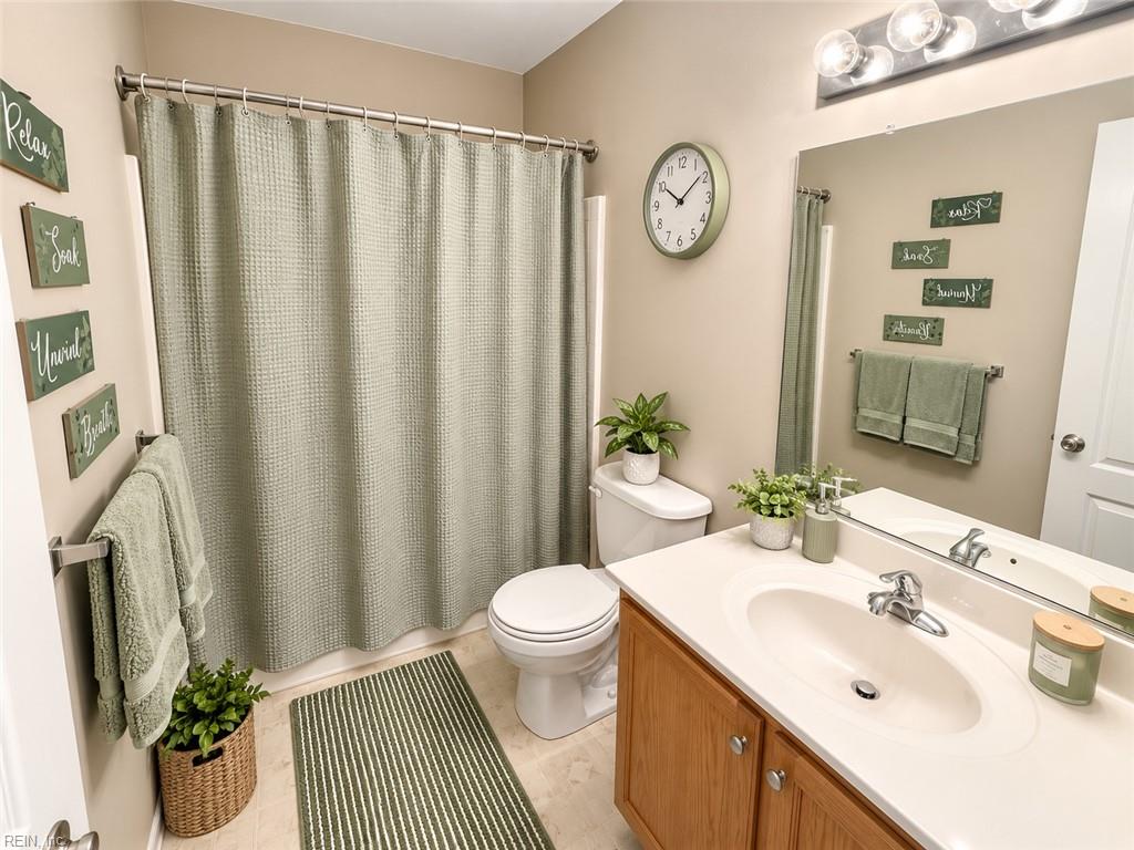 2001 Woodshire Way Property Photo 20
