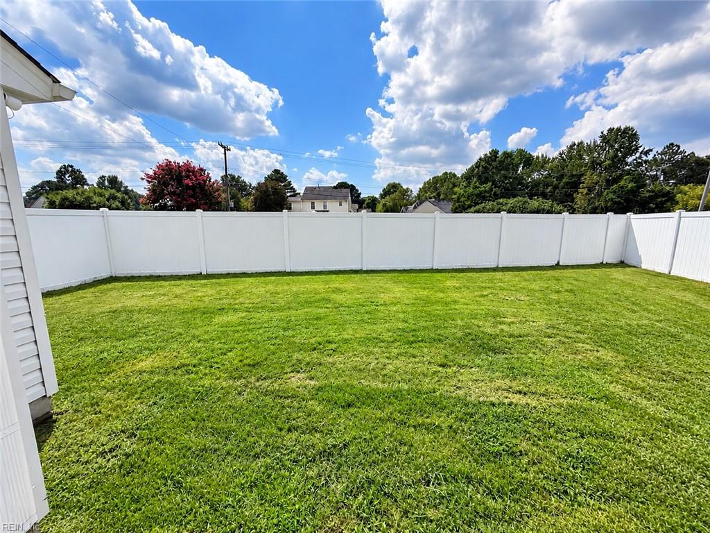 2001 Woodshire Way Property Photo 30