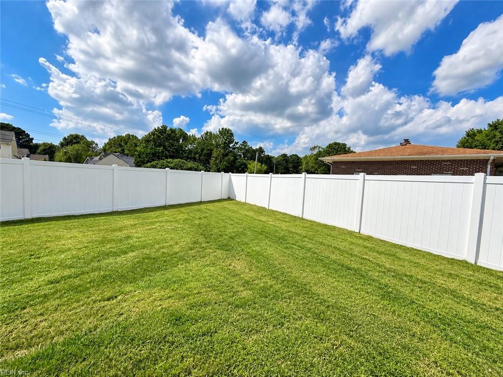 2001 Woodshire Way Property Photo 31