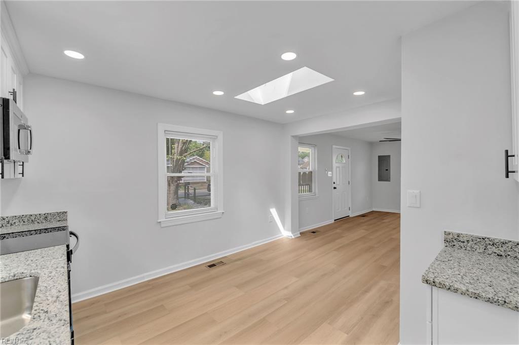 320 Hicks Ave Property Photo 10