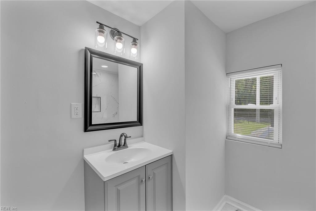 320 Hicks Ave Property Photo 14