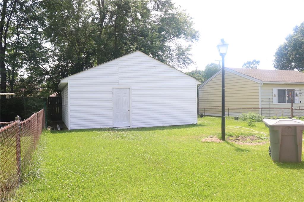445 Smiley Rd Property Photo 8