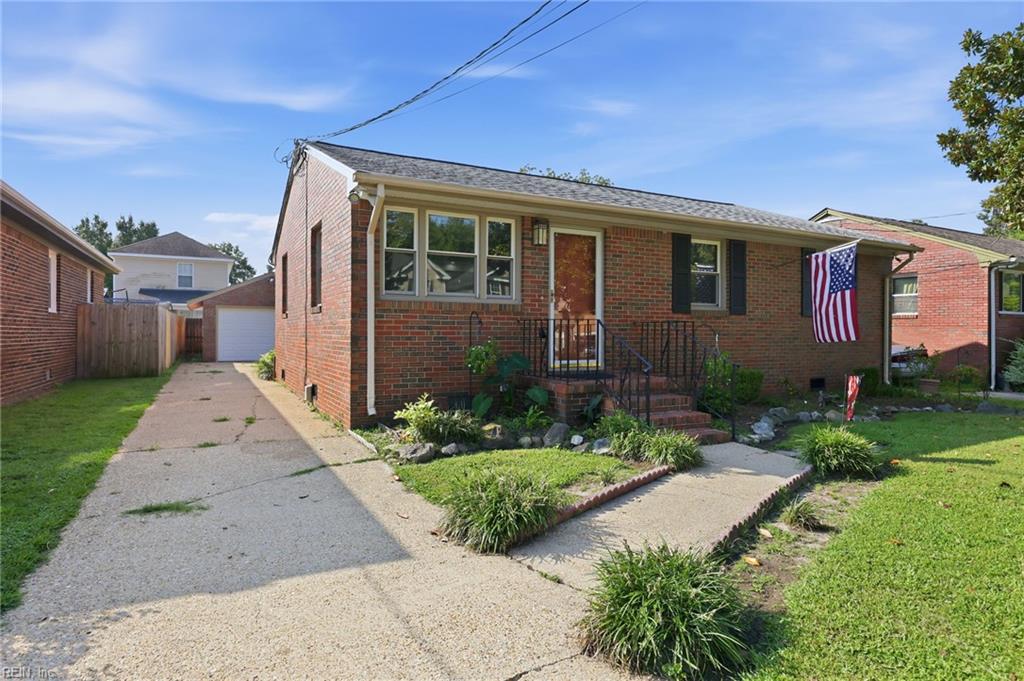 727 Osborn Ave Property Photo 3