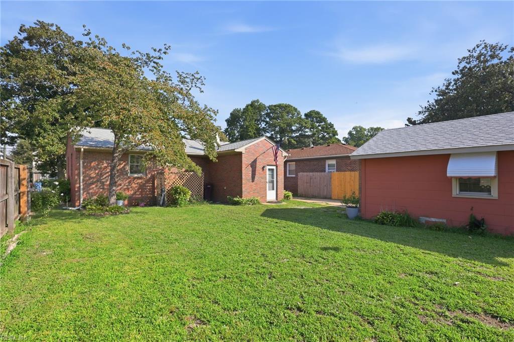 727 Osborn Ave Property Photo 30