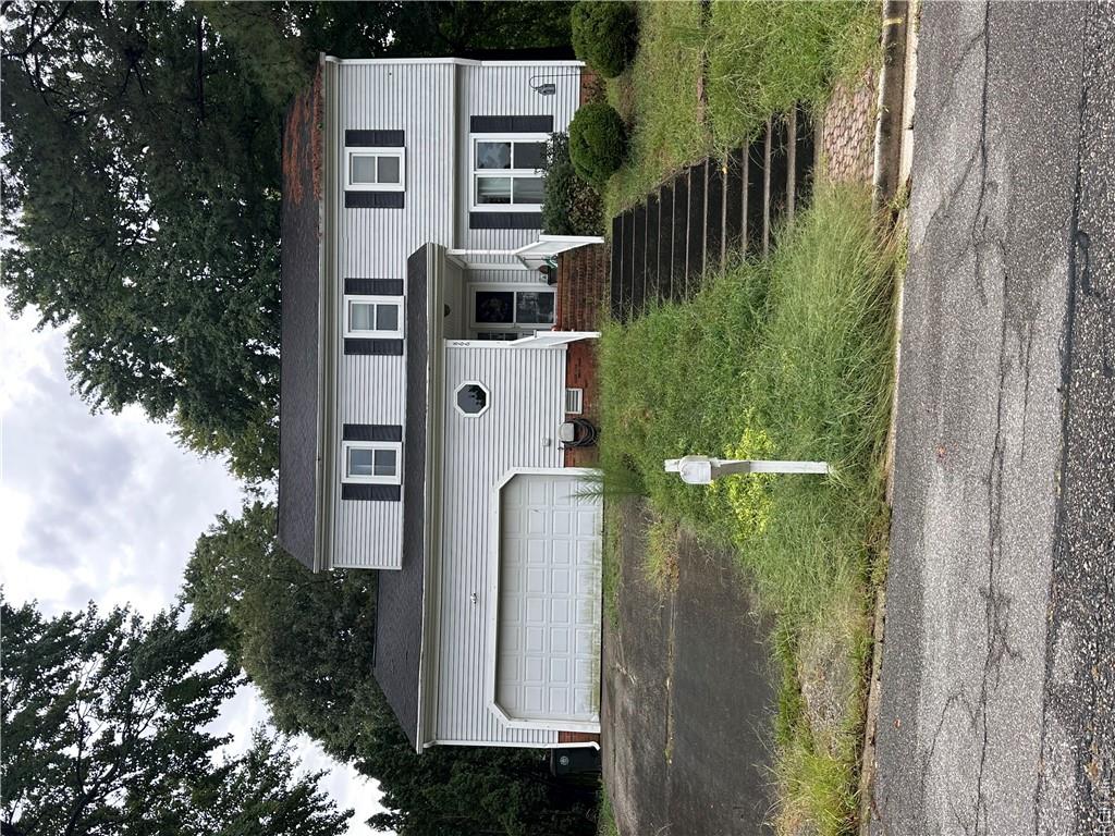 866 Garrow Rd Property Photo 1