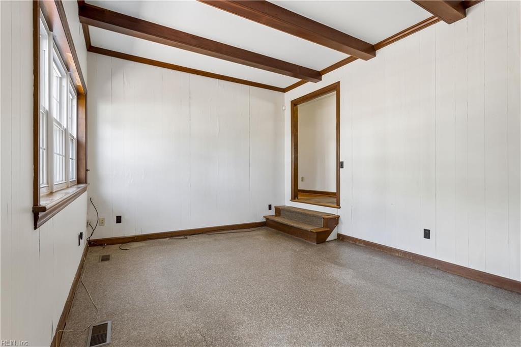 1667 Neptune Dr Property Photo 11