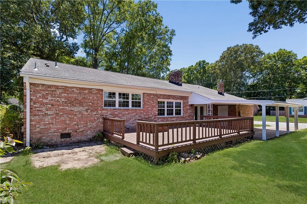 1667 Neptune Dr Property Photo 27
