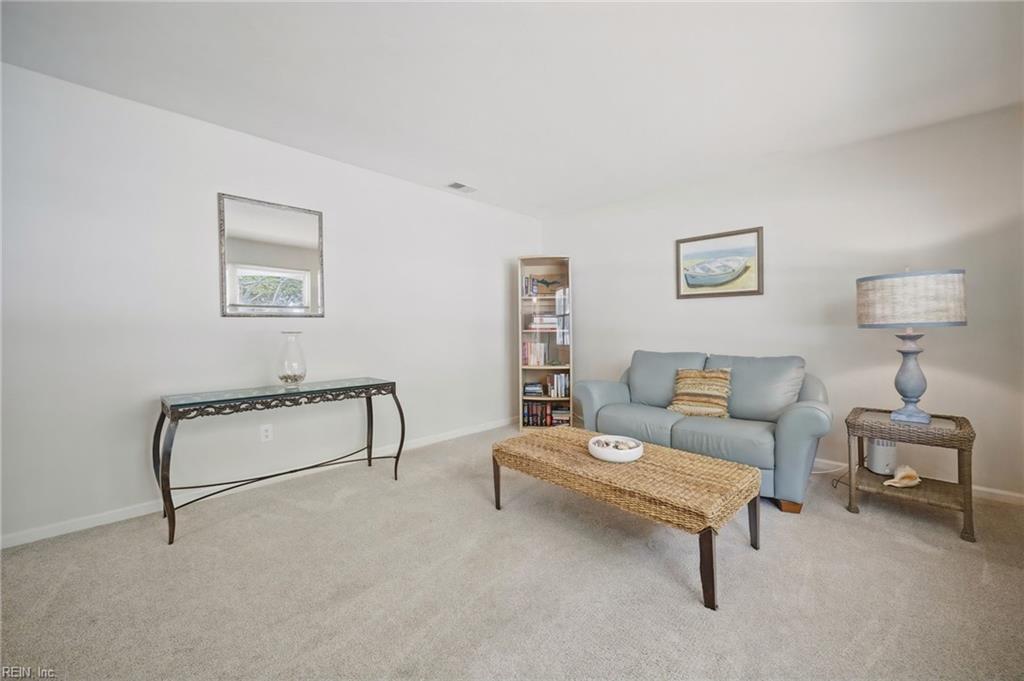 608 Brookside Ct Property Photo 17