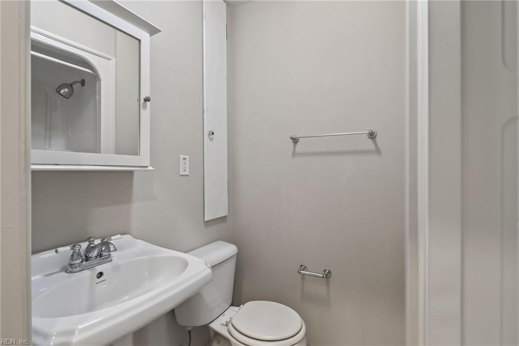 1315 Colonial Ave Property Photo 16