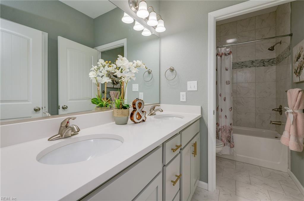 1140 Rountree Cres Property Photo 31