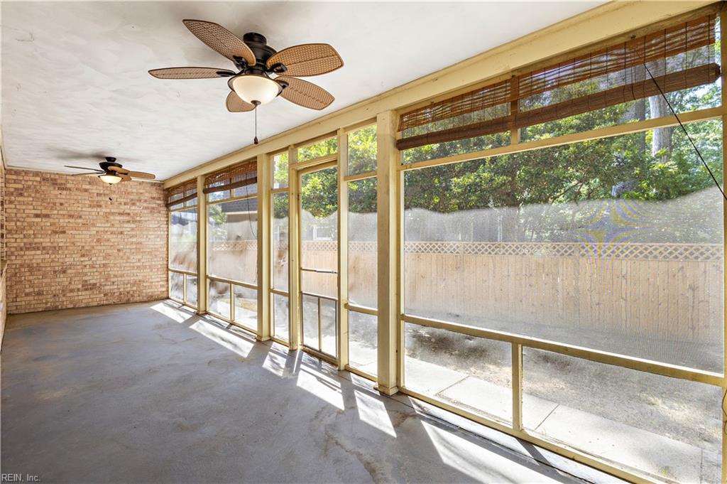 179 Corinthia Dr Property Photo 35