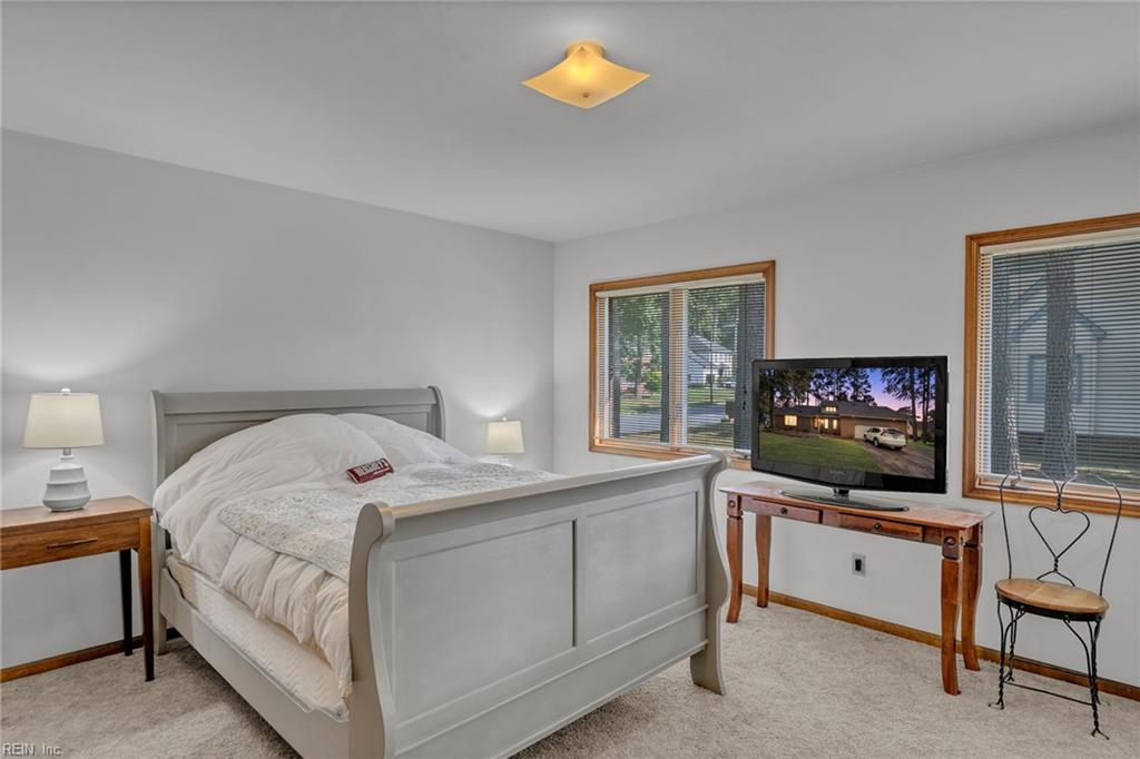 716 Montebello Cir Property Photo 28