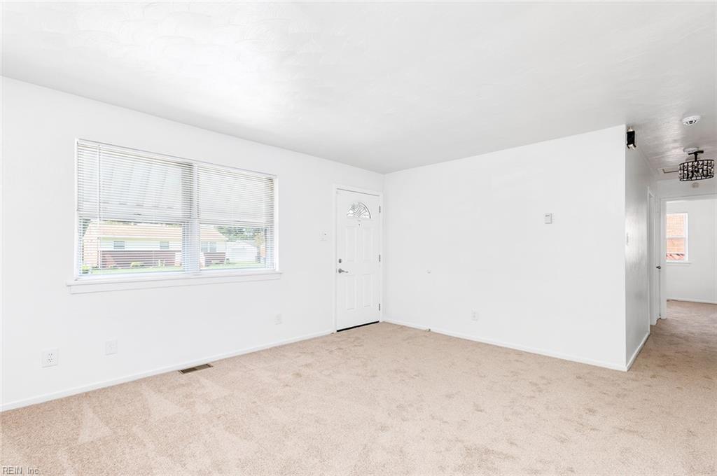 19 Cornelius Dr Property Photo 9