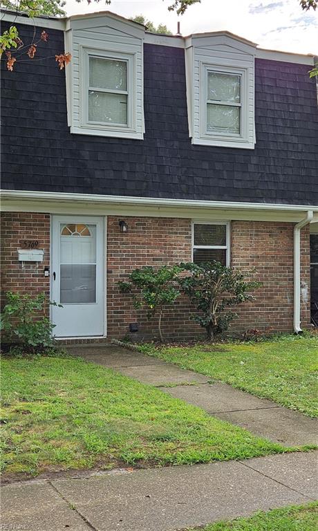 5769 W Hastings Arch Property Photo 1