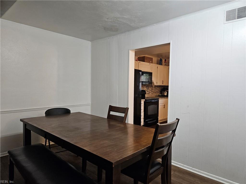 5769 W Hastings Arch Property Photo 4